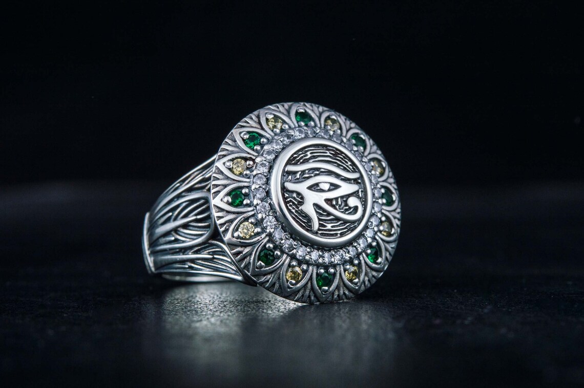 auge-des-horus-ring-silber-udjat-schmuck-mit-historischem-design-und