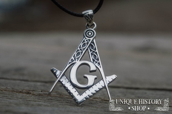 Elegant Silver Masonic Necklace With Freemasonry Pendant Knights