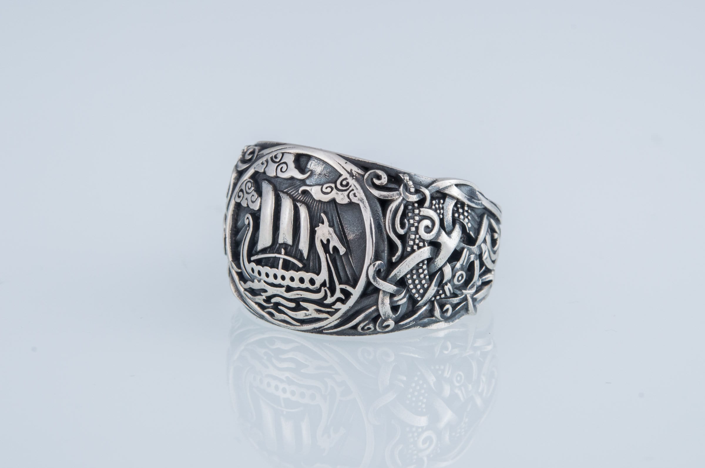 Viking Ship Ring, Drakkar Ring with Old Viking Ornament, Unique Norse…
