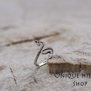 Silver Snake Animal Ring, Cobra Wrap Ring, Snake Jewelry, Silver Snake Ring, 925 Silver Animal Ring, Handcrafted Jewelry, Tiny Snake Ring image 3