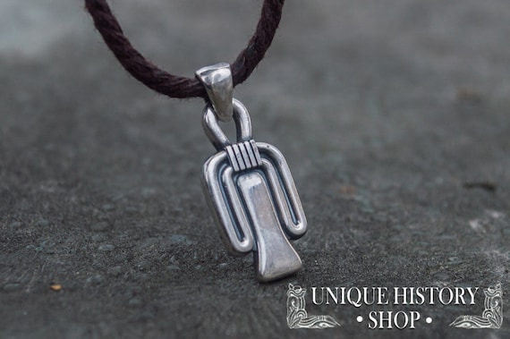 Tyet necklace cheap