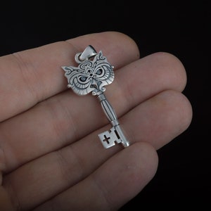 Owl Key Pendant, Silver Bird Ring, Key Necklace with Owl, Animal Jewelry, Skeleton Key Jewelry, 925 Silver Key Charm, Owl Jewelry image 5