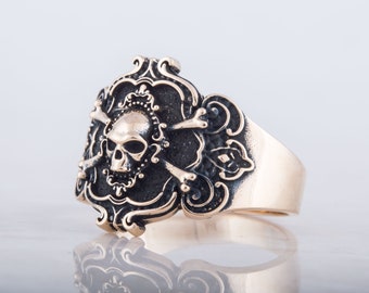 Bronze Pirate Skull Ring, Jolly Roger Ring, Skull and Bones Ring, Bronze Pirate Ring, Bronze Pirate Jewelry, Bronze Skull Signet, Men Skull