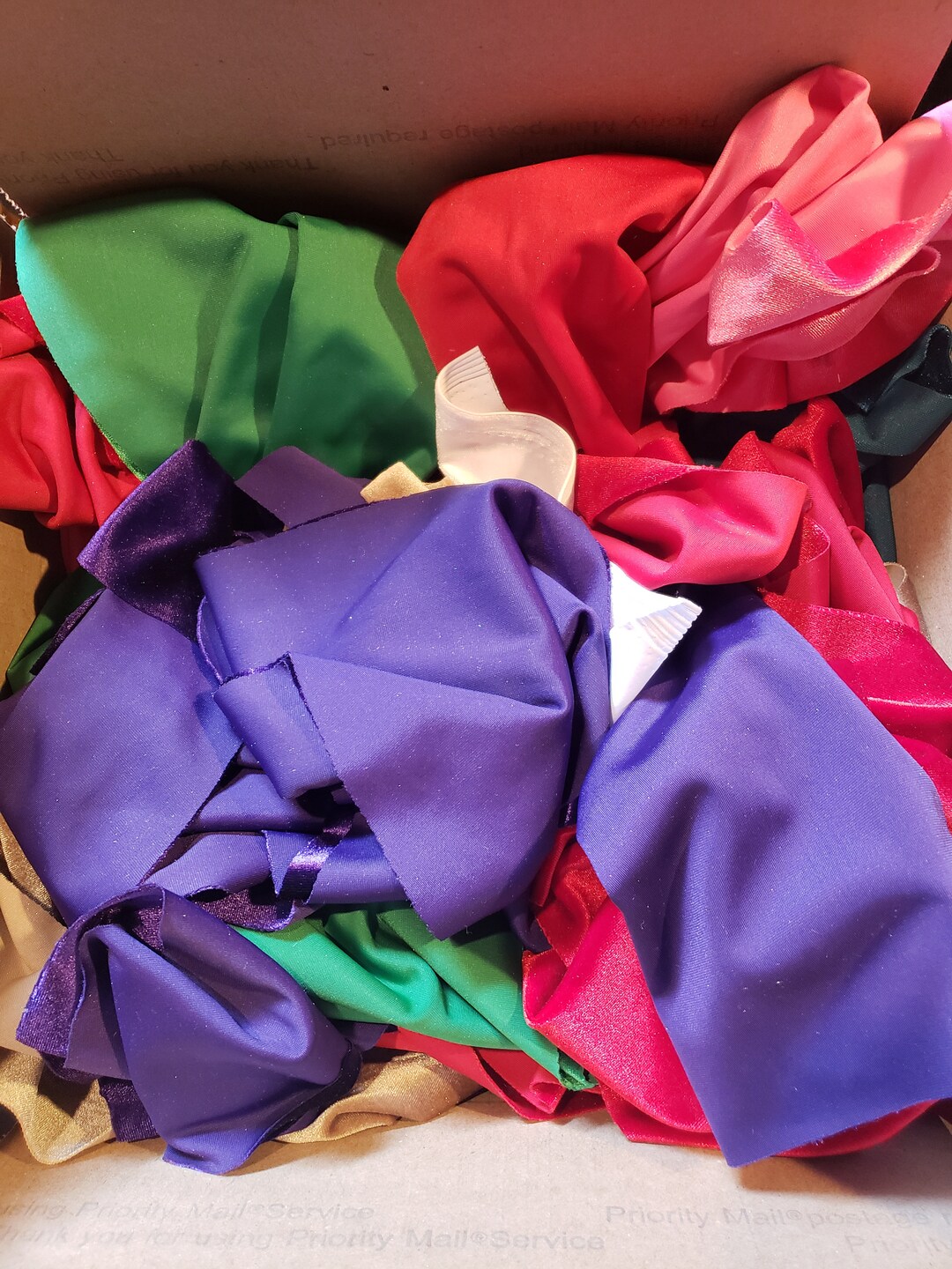 Choose 1, 3, or 5 pounds of Stretch Velvet Knit fabric scraps in various sizes and colors, use for applique, crafts,clothes and scrunchies