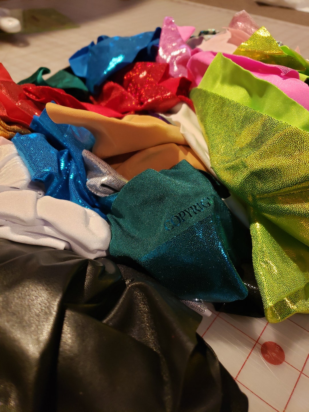 One pound knit metallic fabric scraps, 4-way Stretch mystique fabric scraps in various sizes/colors, use for crafts, doll clothes scrunchies