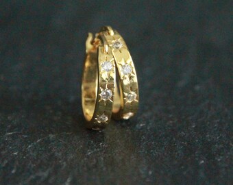 Shiny Crystal Stars Hoops | 18k Gold | 18x16mm | Micro Pave Clear Cubic Zirconia | Small Hoops