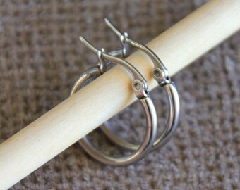 20mm Small Silver Hoop Earrings | Hypoallergenic Stainless Steel Earrings | Silver Hoops | Bohemian Chic Ethnic Tribal Modern Earrings