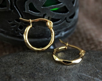 15mm Small Golden Hoop Earrings | Hammered Side Hoops | Hypoallergenic Stainless Steel Earrings