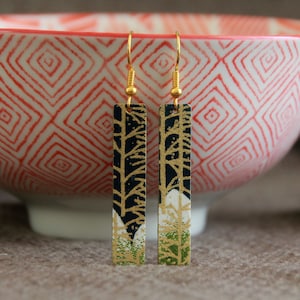 Orecchini a barra originali / Ciondolo in metallo di carta giapponese / Orecchini rettangolari lunghi Boho / Gioielli fatti a mano unici / Eleganti orecchini statement