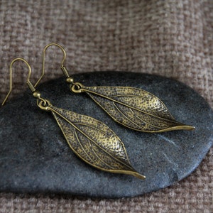 Leaf Earrings | Antique Bronze | Hammered Bronze Dangle Earrings | Organic Earrings | Original Metal Earrings | Bohemian Tribal Jewellery