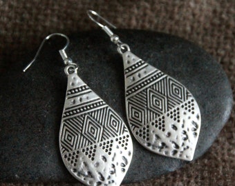 Boho Silver Earrings | Antique Silver | Hammered Silver Dangle Earrings | Metal Earrings | Bohemian Ethnic Jewellery | Large Long Earrings