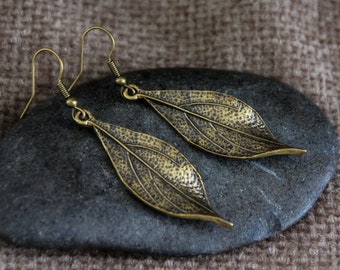 Leaf Earrings | Antique Bronze | Hammered Bronze Dangle Earrings | Organic Earrings | Original Metal Earrings | Bohemian Tribal Jewellery