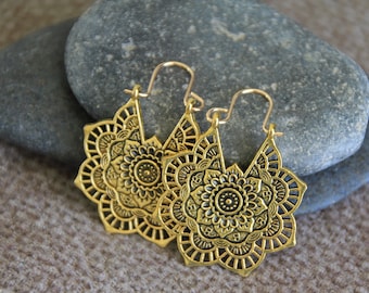 Flower Earrings | Brass Hoop Earrings | Indian Bohemian Earrings | Golden Metal Earrings | Tribal Jewelry | Hippie Jewelry | Oriental Hoops