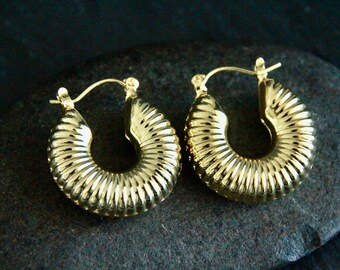 Chunky Gold Hoop Earrings | 18k Gold | 27x24mm | 8mm Wide Thick Hoops | Original Boho Elegant Earrings