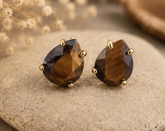 Tiger's Eye Studs | Tiger's Eye Earrings | 14x10mm | Faceted Stone Earrings | Gemstone Studs | Minimalist Jewellery | Boho Crystal Earrings