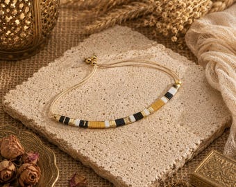 Tiled Beaded Bracelet | Miyuki | Fine Bracelet | Handmade Minimalist Bracelet | Adjustable | Slider Bracelet | 4.5mm wide | Choose Colour