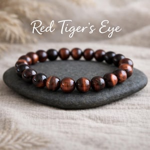 Armband med rött tigeröga | Stretchigt armband med naturlig ädelsten | MOTIVATION | VITALITET | SKYDD | Unisex | Kristallsmycken | 6 mm 8 mm 10 mm