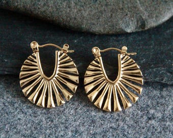 Original Sun Hoops | Stainless Steel | Gold or Silver Colour | 22x20mm | Boho Minimalist Earrings | Unique Design Hoops | Hypoallergenic