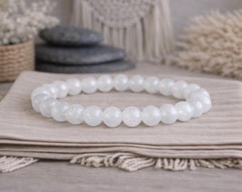 White Jade Bracelet | PEACE/CLARITY of Mind/LUCK | Heart and Crown Chakra | Healing Gemstone Bracelet | Organic Bracelet | Natural Jewellery