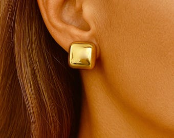 Statement Gold Studs | 18mm | 18k Gold Earrings | Or Platinum | Minimalist Triangle Studs | Thick Chunky Gold Studs | Twist Square Earrings