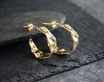 Chunky Textured Stud Hoops | 18k Gold | Half Hoops | C Shape Hoops | Open Hoops | Hammered Hoops | 30mm | 8mm Thick Wide Side