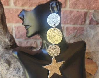 Metallic gold vegan leather disc and star dangle earrings, star earrings, circle earrings. Very lightweight