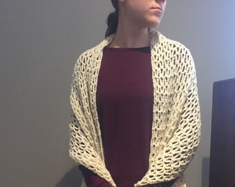 Las mujeres de ganchillo chal, Color Crema, hecho a mano