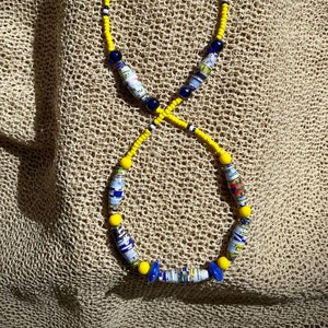 Bright yellow and blue necklace with upcycled paper beads | 90s style short necklace