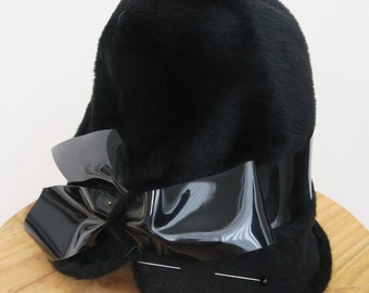 1960s 1920s Style Black Felt Cloche Hat Womens