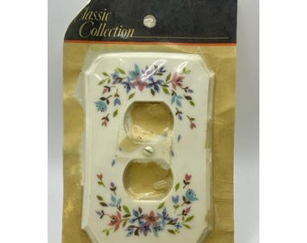 Vintage American Tack & Howe Co Plastic Floral Double Outlet Cover