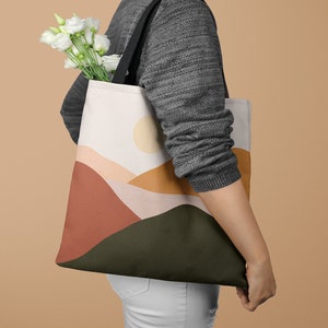 Desert Horizon Quilted Classic Tote Bag NCU0NNT3155