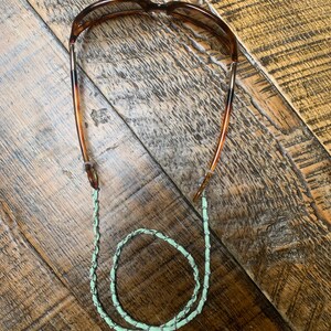 Pale green and silver chain for eyeglasses or sunglasses. Men’s or women’s glasses chain. Free shipping.