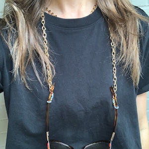 Chunky gold chain for glasses or sunglasses. Chain for eyeglasses. Lightweight glasses chain. Free shipping.