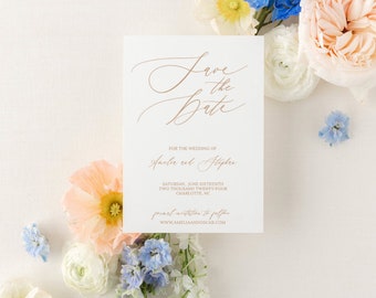 セーブ・ザ・デートのテンプレート、ミニマルな結婚式招待状、編集可能なデジタルダウンロード、エレガントなスクリプトフォント、クラシックなアートワークなしのデザイン、アメリア