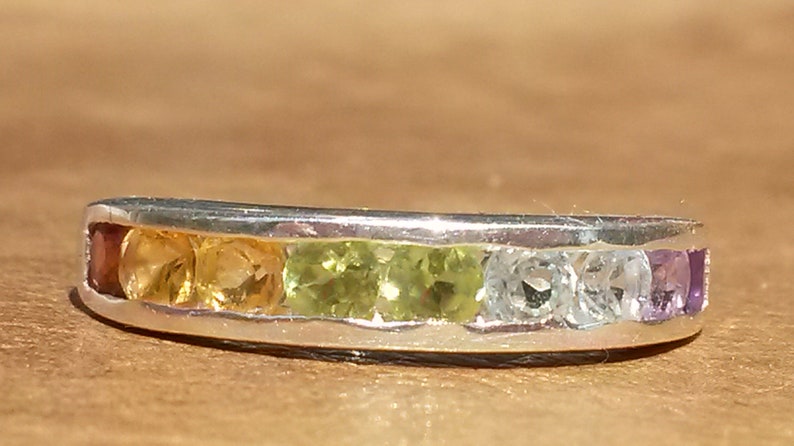 Rainbow Gemstone Band Ring in 925 Size N