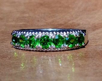 AA Natural Russian diopside band ring UK size L