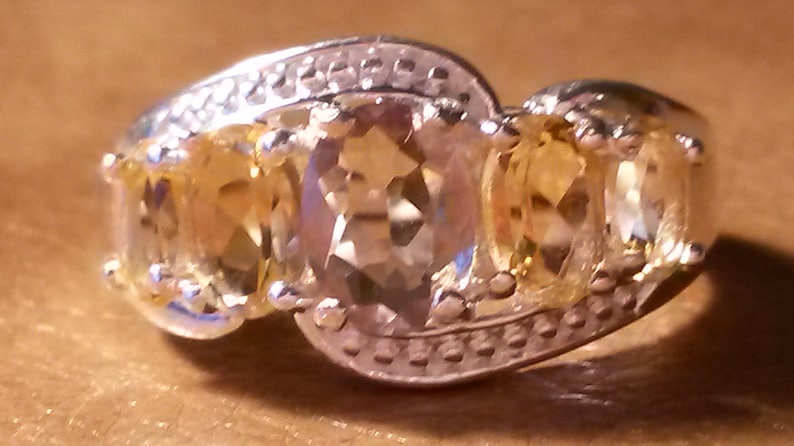 Natural Turkish colour change diaspore and citrine band ring
