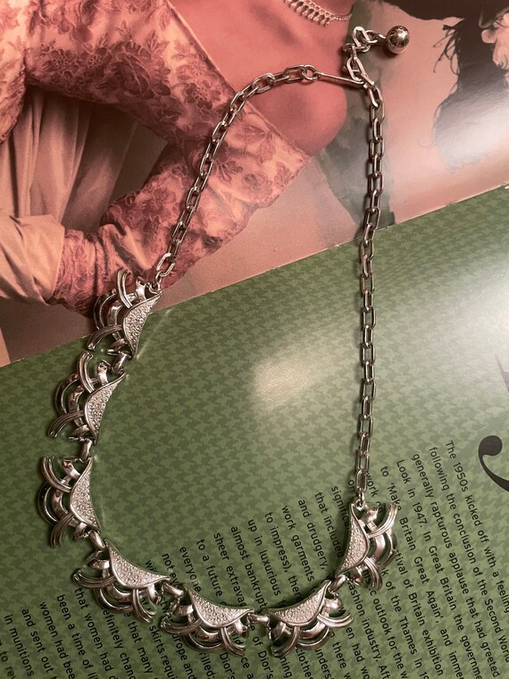 Coro necklace deals