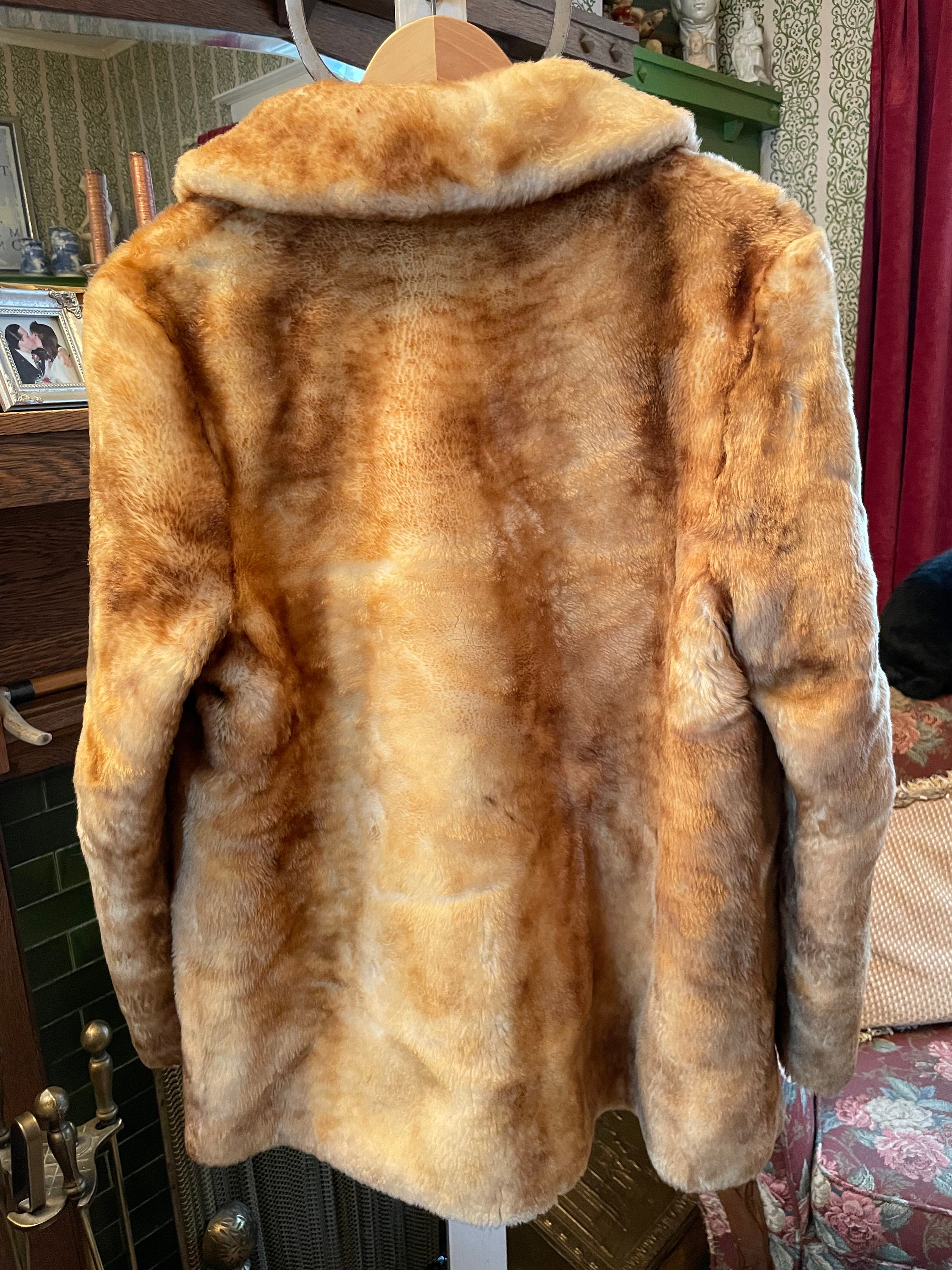 Vintage Golden Brown Faux Fur Teddy Bear Jacket, Coat (B112 Vintage Golden Brown Faux Fur Teddy Bear Jacket, Coat (B112