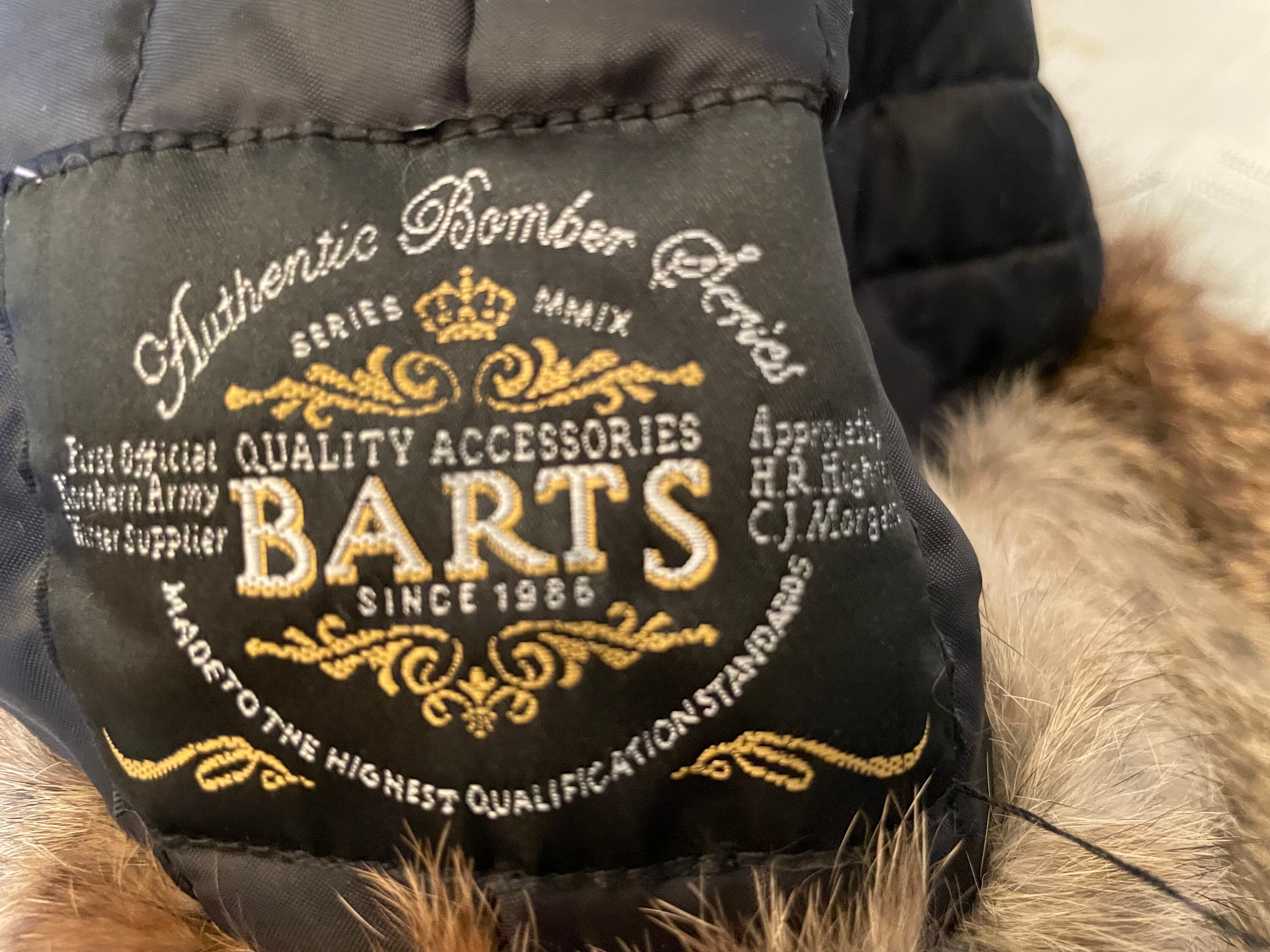帽子 2000s Rare Grunge Fur Hat With Tail s-l225.jpg