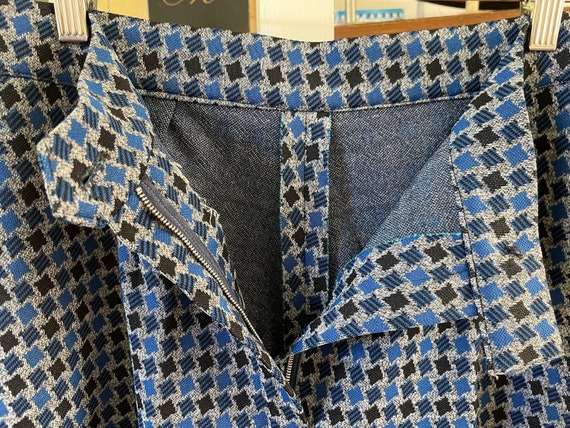 Vintage blue pants, polyester knit patterned pant… - image 7