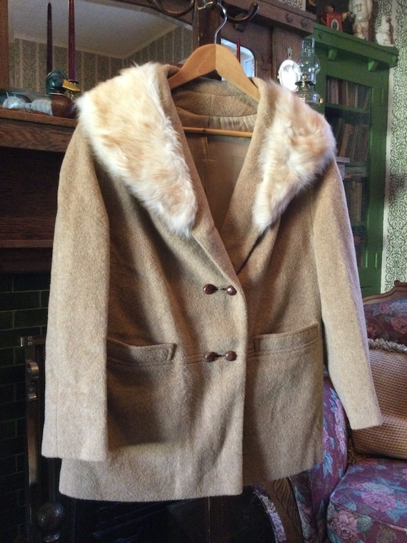 Vintage camel coloured wool coat (A990), jacket w… - image 1