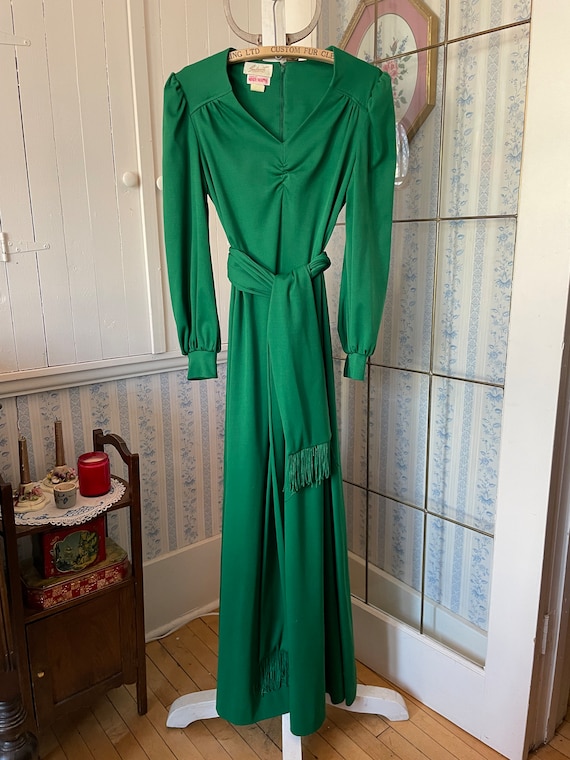 Vintage Green Maxi Dress, Long Green Dress, Gown (B817), Emerald Green Long  Dress, Maxi Dress With Fringed Belt, Scarf - Etsy