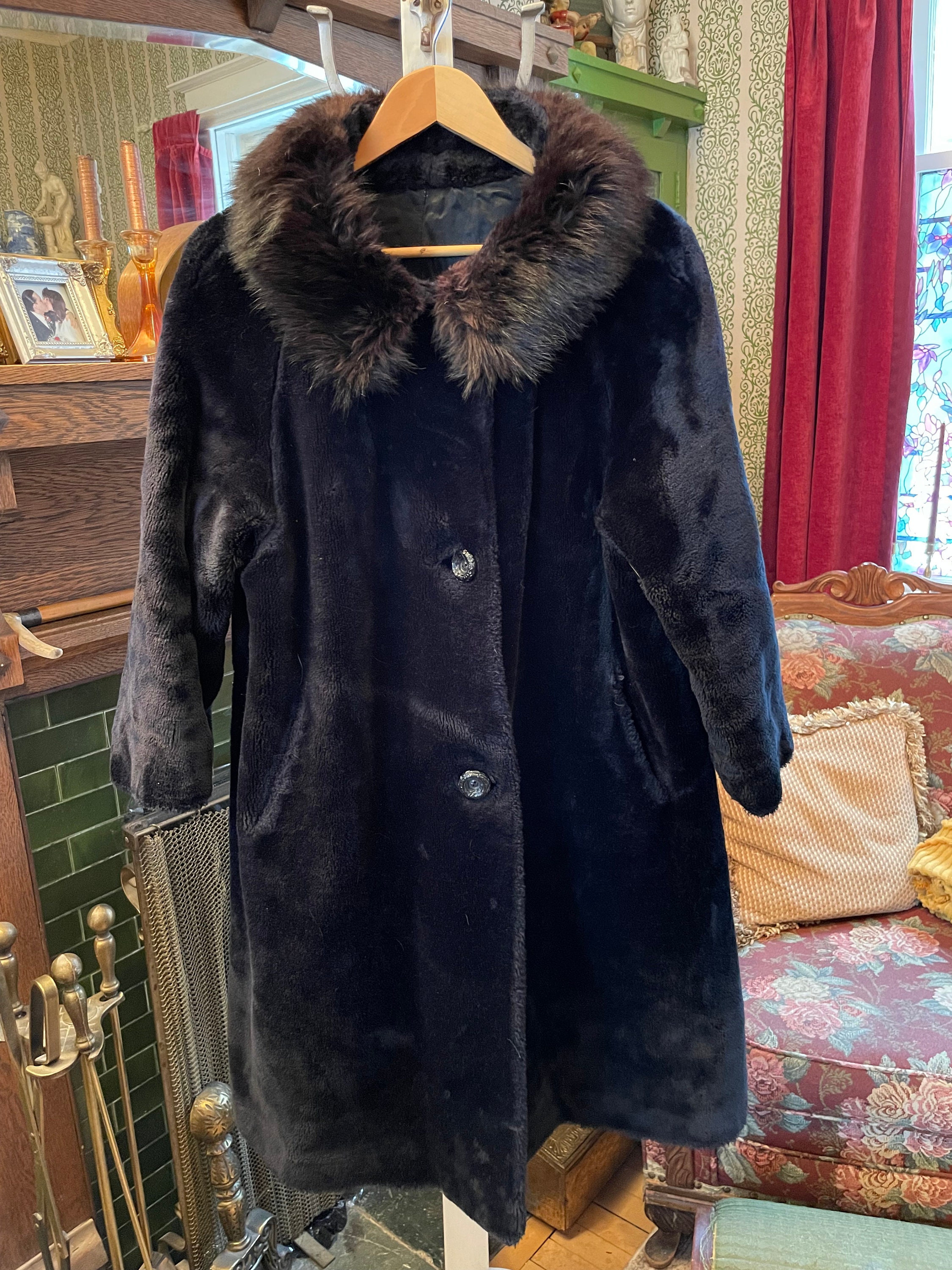 Vintage Black Faux Fur Long Coat (B096) With Very Dark Brown Vintage Black Faux Fur Long Coat (B096) With Very Dark Brown