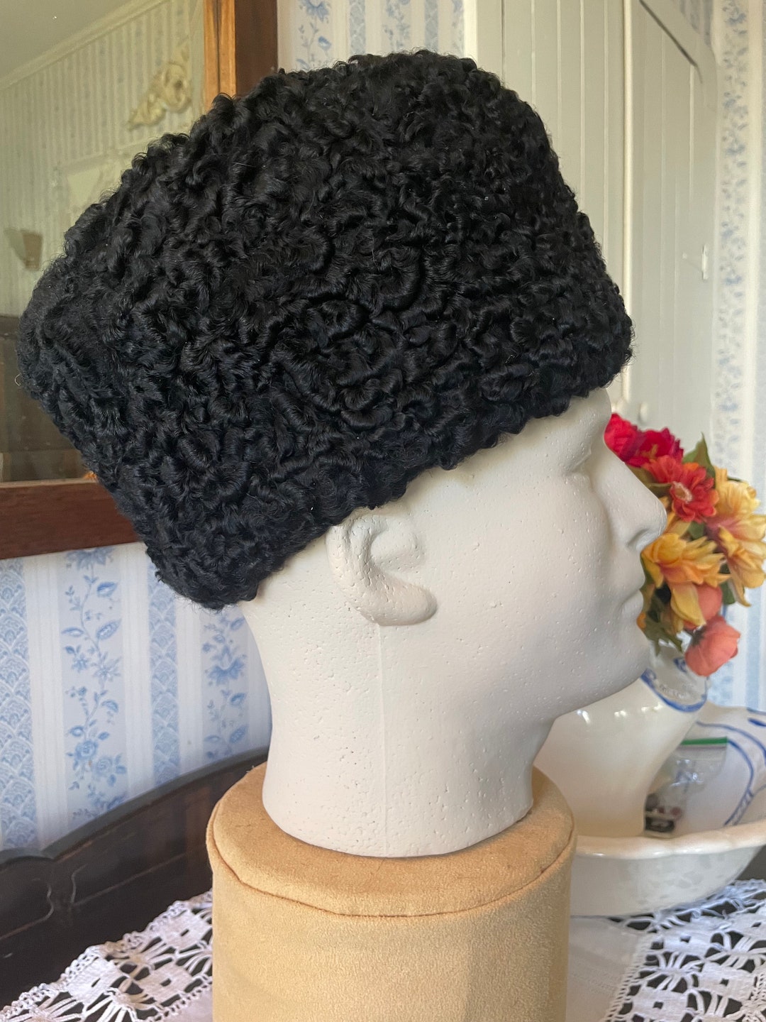 Vintage Winter Hat, Black Fur Hat, Cap B668, Curly Black Persian Lamb Fez, Winter Hat, Cap - Etsy UK Vintage Winter Hat, Black Fur Hat, Cap B668, Curly Black Persian Lamb Fez, Winter Hat, Cap - Etsy UK