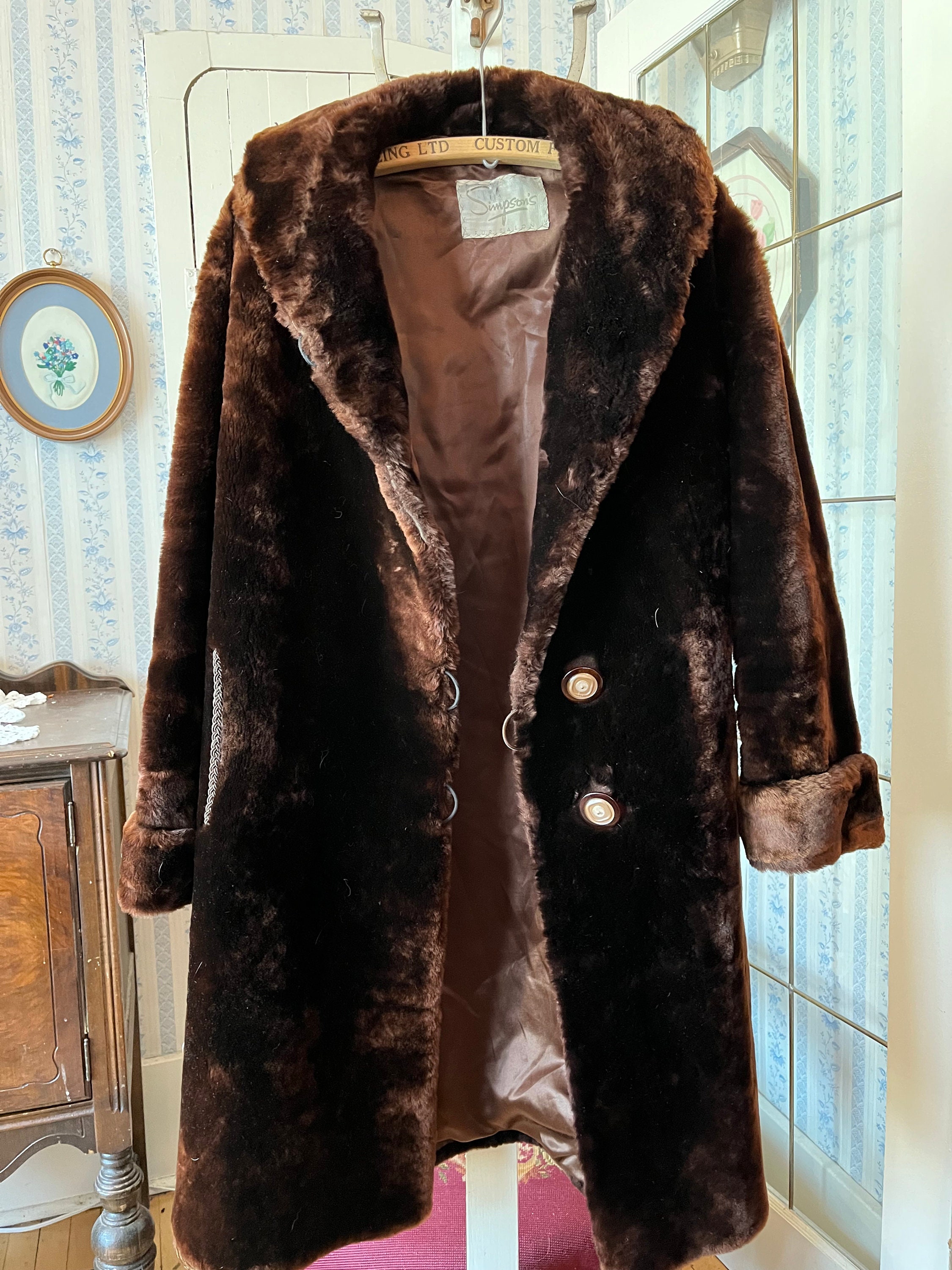Vintage Brown Fur Coat, Long Mouton Fur Coat (C460), Simpsons Dark
