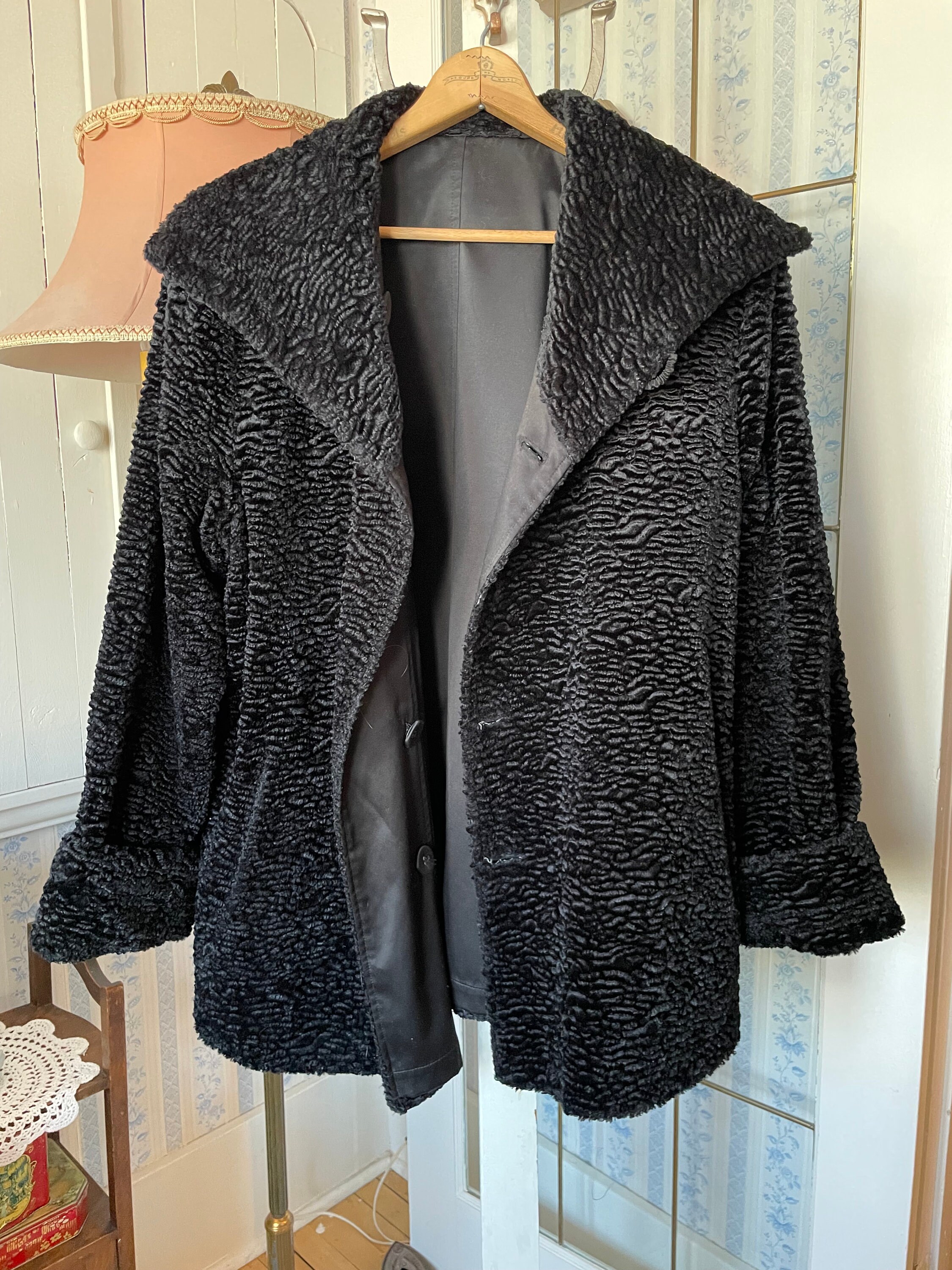Vintage Black Jacket, Short Black Coat (B891), Black Reversible