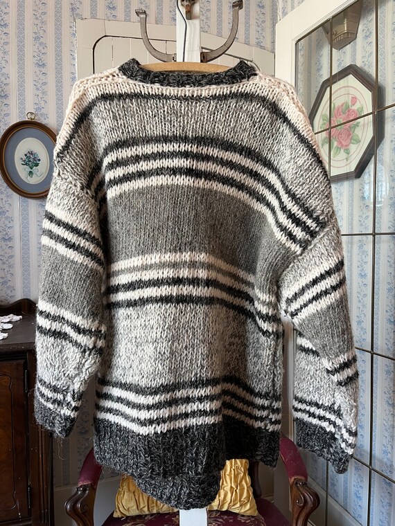 Vintage grey and black wool sweater, long handmad… - image 6