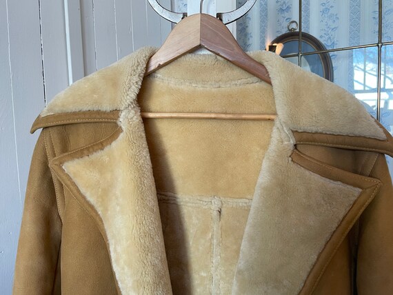 Vintage tan beige sheepskin jacket, coat (B178) w… - image 8