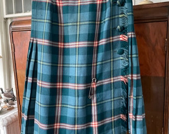 Vintage wool skirt, plaid skirt, kilt (B547), blue green red and black pleated wool skirt, kilt